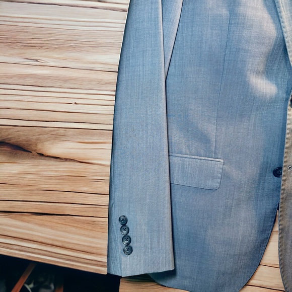 DKNY Men’s Grey Suit SZ 40R Modern Fit - Picture 15 of 16